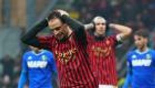 ساسولو يوقف انتصارات ميلان مجددا بتعادل سلبي