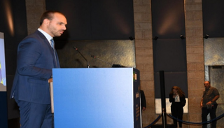 إدواردو بولسونارو، نجل الرئيس البرازيلي