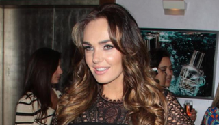 تمارا إيكلستون عارضة أزياء مشهورة