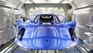 تعرف على أحدث ألوان طلاء السيارات