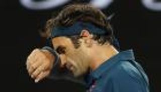 إلغاء مواجهة زفيريف الاستعراضية يصيب فيدرر بالإحباط