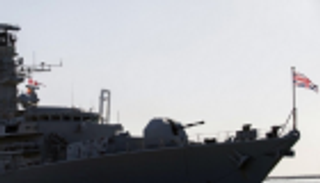 قائد البحرية البريطانية: التهديد الإيراني للملاحة في الخليج مستمر