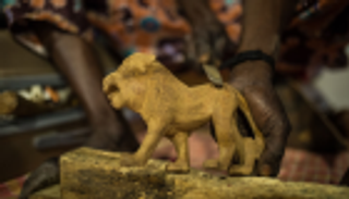 لمواسم الأعياد .. أفضل 10 هدايا فريدة في القرية العالمية بالإمارات