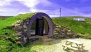 كبسولة منزلية مستوحاة من ثلاثية "ذي هوبيتس"