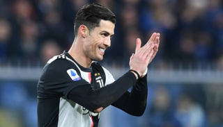 كريستيانو رونالدو- مهاجم يوفنتوس