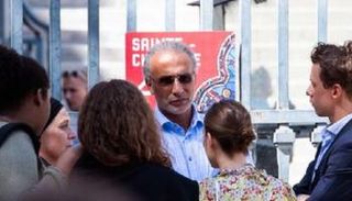 طارق رمضان حفيد مؤسس الإخوان المتهم بجرائم اغتصاب