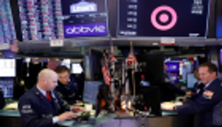 الأسهم الأمريكية تغلق مستقرة وسط تفاؤل اقتصادي