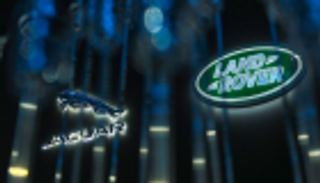 سيارات لاند روفر تدخل اختبار الكلاب الآلية.. هل تنجو؟