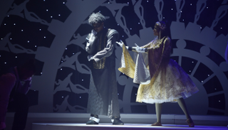 عرض مسرحي بالمهرجان 