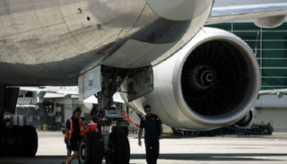 عامل على صلة بداعش يقر بتخريب طائرة