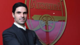 أرتيتا يتعهد بإعادة أوزيل لمستواه المعهود مع أرسنال