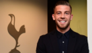 توتنهام يؤمن بقاء ألدرفيريلد حتى عام 2023