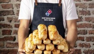 تذوق خبز الثوم من أغرب وظائف 2019