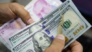 تراجع ثقة المستهلك يفاقم أزمات تركيا الاقتصادية