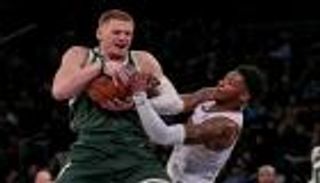 باكس يعادل أفضل انطلاقة في تاريخه بدوري السلة الأمريكي