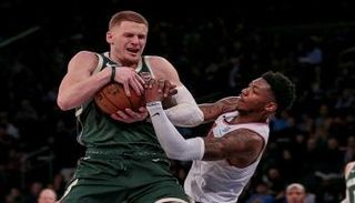 ميلووكي باكس ضد نيويورك نيكس