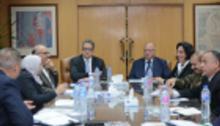 "الآثار المصرية" تبحث نقل المومياوات الملكية إلى متحف الحضارة