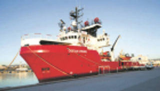 "أوشن فايكنج" تنقل 162 مهاجرا إلى إيطاليا