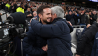 لامبارد ينفي محاولة استنساخ أسلوب "أستاذه" مورينيو