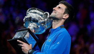 ديوكوفيتش يحمل لقب البطولة