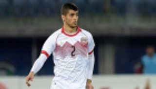 الفيفا يحرم مدافع البحرين من استكمال تصفيات المونديال