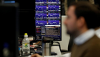 أسهم أوروبا تغلق قرب أعلى مستوياتها على الإطلاق