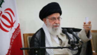 إيرانيون يكذبون خامنئي: نعاني الجوع والفقر