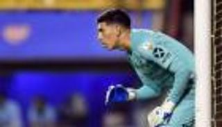 حارس بوكا جونيورز يشعل المنافسة بين أتلتيكو مدريد ويوفنتوس