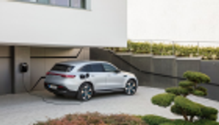 عقبات أمام صناع السيارات الكهربائية في 2020