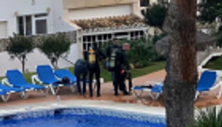 3 غرقى من أسرة واحدة في حوض سباحة بإسبانيا