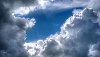 الطقس غائم بعدد من الدول العربية - أرشيفية