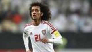 مدير منتخب الإمارات السابق يكشف كواليس أزمة عموري