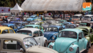 سيارة الشعب.. إثيوبيون يحتفلون بـ"سلحفاة" فولكسفاجن