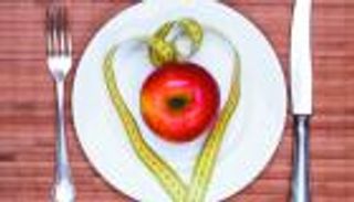 وداعا للحميات الغذائية.. فوائد صحية للصوم المتقطع