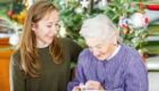 مشاهدة الأفلام الكلاسيكية في الأعياد تحسن حالات الخرف