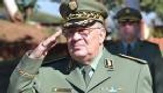 أحمد قايد صالح.. رحيل رجل الجزائر القوي الأمين