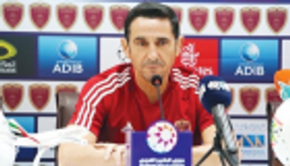 مدرب الوحدة الإماراتي: خط دفاعنا يلعب كالأطفال