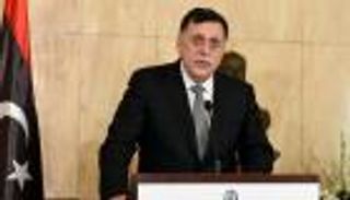 الجيش الليبي يرجح هروب السراج إلى لندن