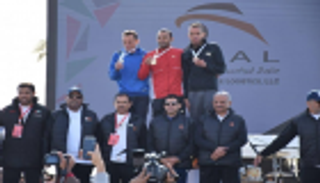 صور.. تتويج الفائزين بالنسخة السادسة لماراثون زايد الرياضي