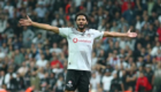 وكيل محمد النني يفسر ارتباطه بالانتقال لميلان