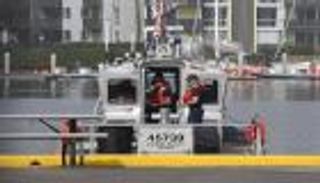 حرس السواحل الأمريكي يبحث عن مروحية مفقودة 