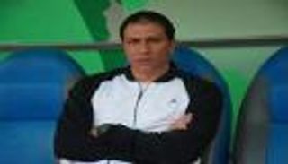 سابع استقالة.. مدرب أسوان يغادر الفريق قبل لقاء الزمالك