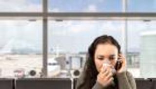 6 نصائح لتجنب الإصابة بالأمراض على متن الطائرة