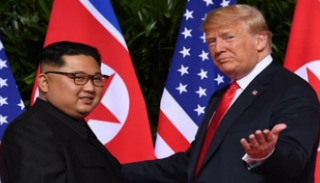 الرئيس الأمريكي وزعيم كوريا الشمالية - أرشيفية