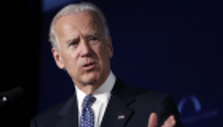 حملة جو بايدن الانتخابية تكشف أسماء الممولين