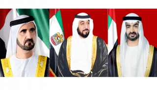 الشيخ خليفة بن زايد والشيخ محمد بن راشد والشيخ محمد بن زايد