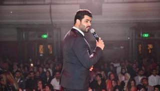 المغني الشاب محمود التركي