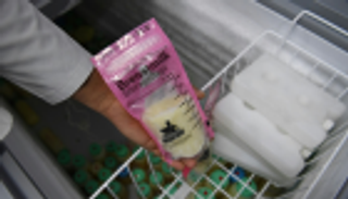 إغلاق "بنك الحليب" المثير للجدل في بنجلاديش