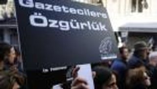 أردوغان والصحافة في 2019.. نزوات تقمع "صاحبة الجلالة"