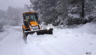 الثلوج في اليونان